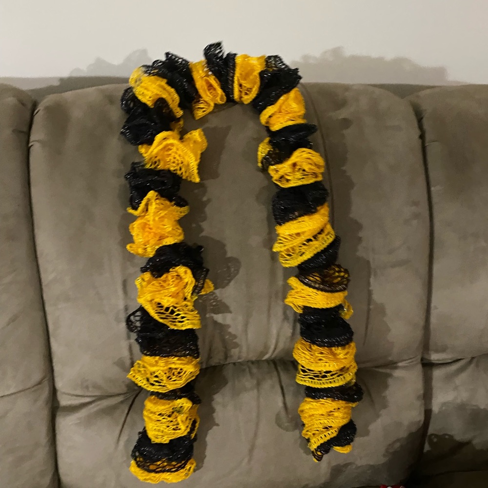 Black and gold ruffle scarf